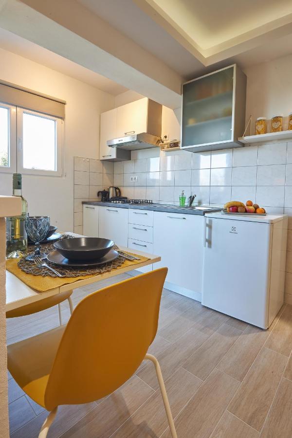 Apartment Yellow Poreč Eksteriør billede
