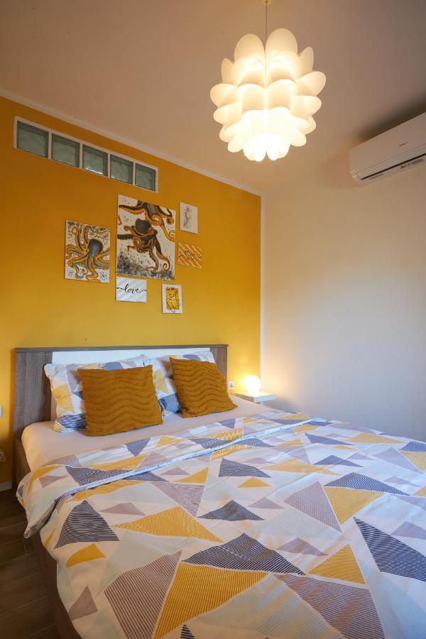 Apartment Yellow Poreč Eksteriør billede