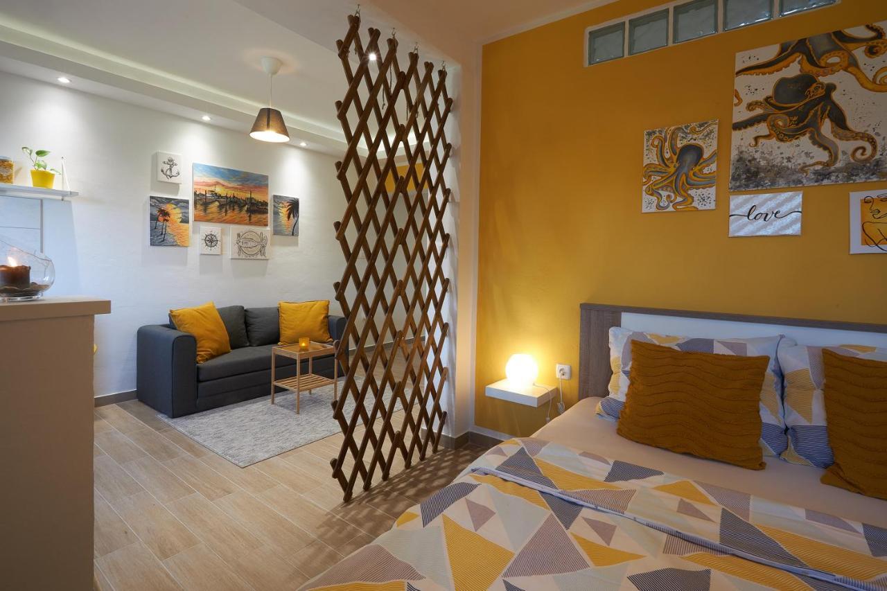 Apartment Yellow Poreč Eksteriør billede